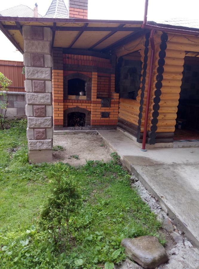 Zatushok Pid Goroyu Verkhovyna Exterior foto
